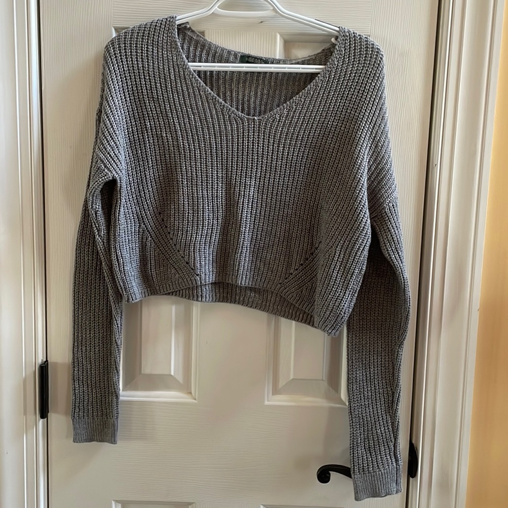 Wild Fable - crop sweater -Women’s size Small